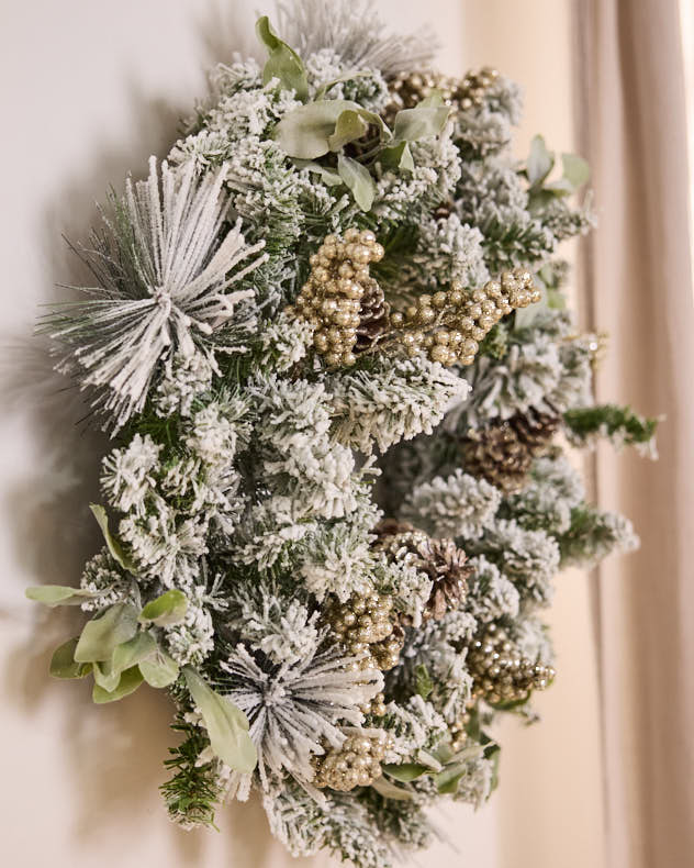 XL Snowy Hedgerow Wreath - 60cm