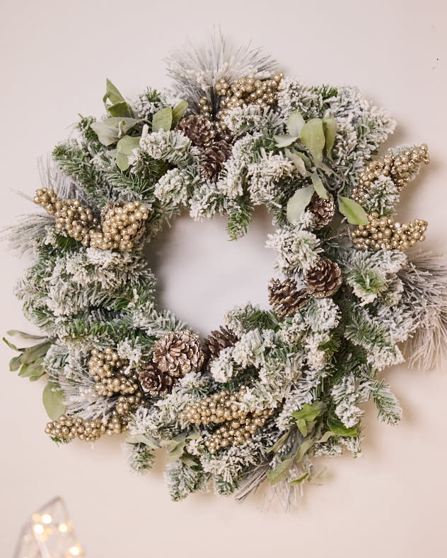 XL Snowy Hedgerow Wreath - 60cm