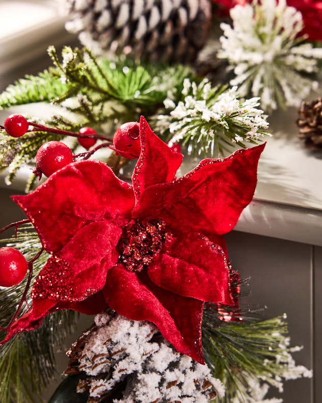 Poinsettia Pine Cone Garland - 180cm