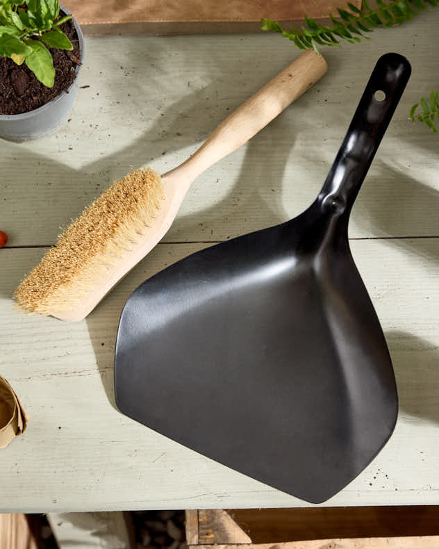 Black Dust Pan & Wooden Brush