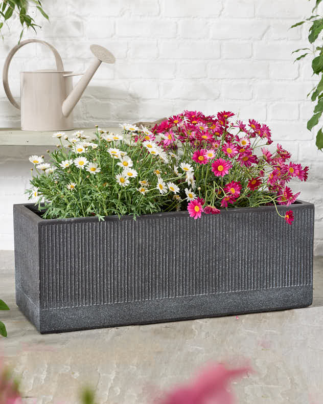 Collection de jardinières côtelées Charcoal Dusk