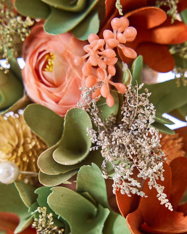 Kingsbridge Floral Wreath 