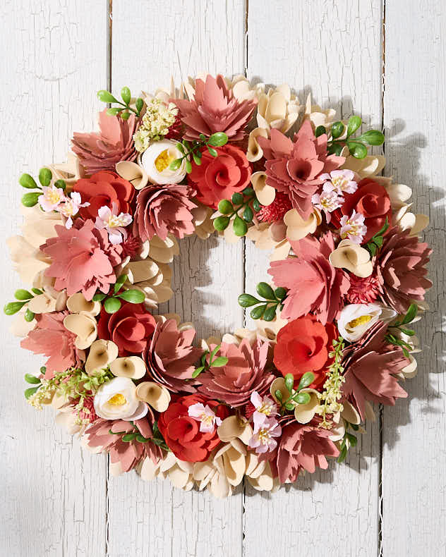 Woodhall Floral Wreath 35cm