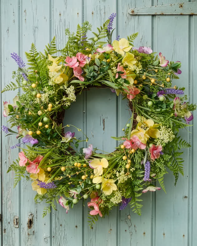 Hillington Wild Flower Wreath 60cm
