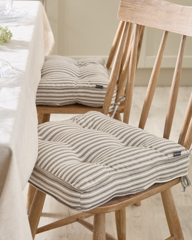 Set of 2 Pyreneés Grey Stripe Indoor Seat Cushions