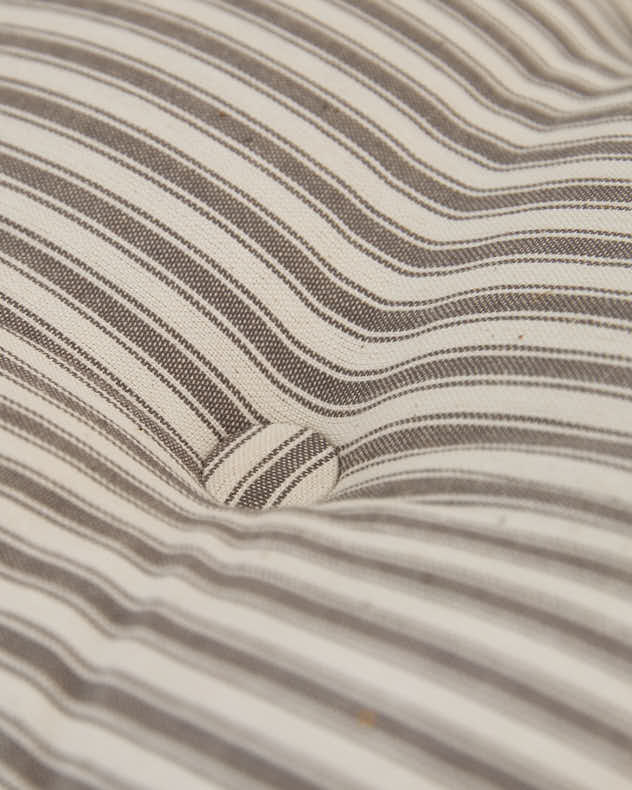 Set of 2 Pyreneés Grey Stripe Indoor Seat Cushions