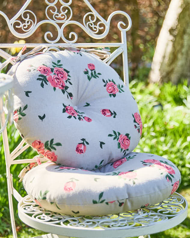 Vintage Rose Garden Cushion Collection