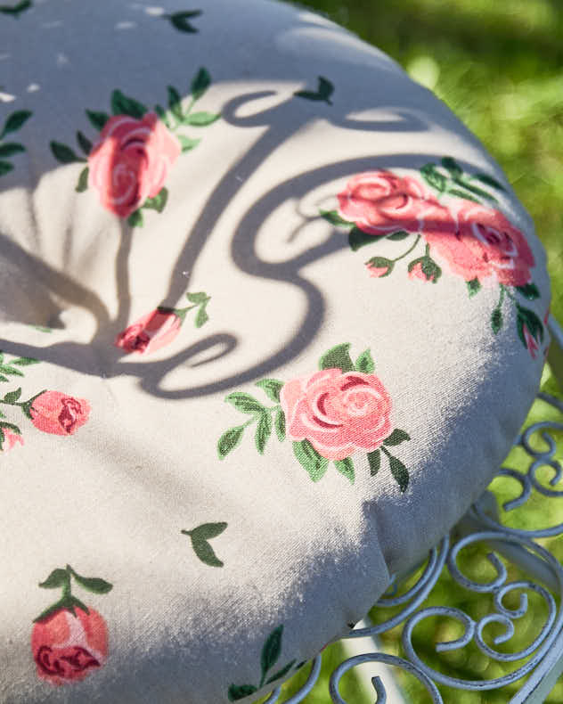 Cushion Set Round Garden Seat Cushions Set Of Vintage Rose Round