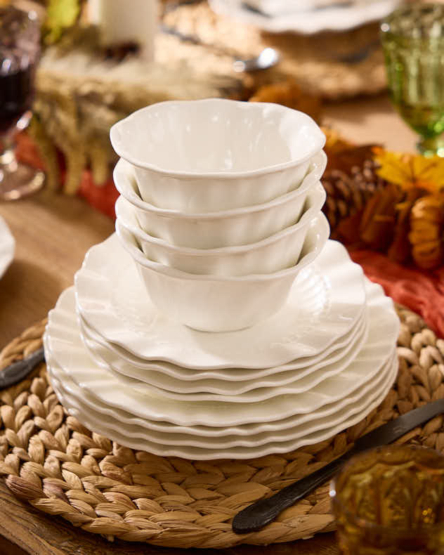 Palais Royal Dinnerware Collection