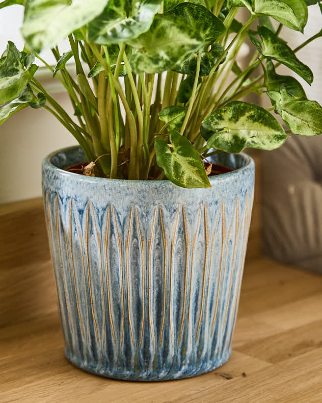 Pots &amp; Planters - Set of 3 Ribbed Blue Planters