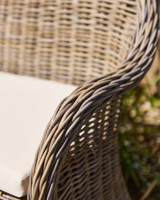 Curved Wicker Garden Bench