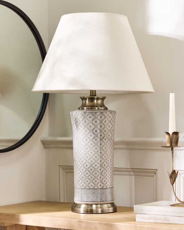 Vintage Style Mosaic Patterned Table Lamp