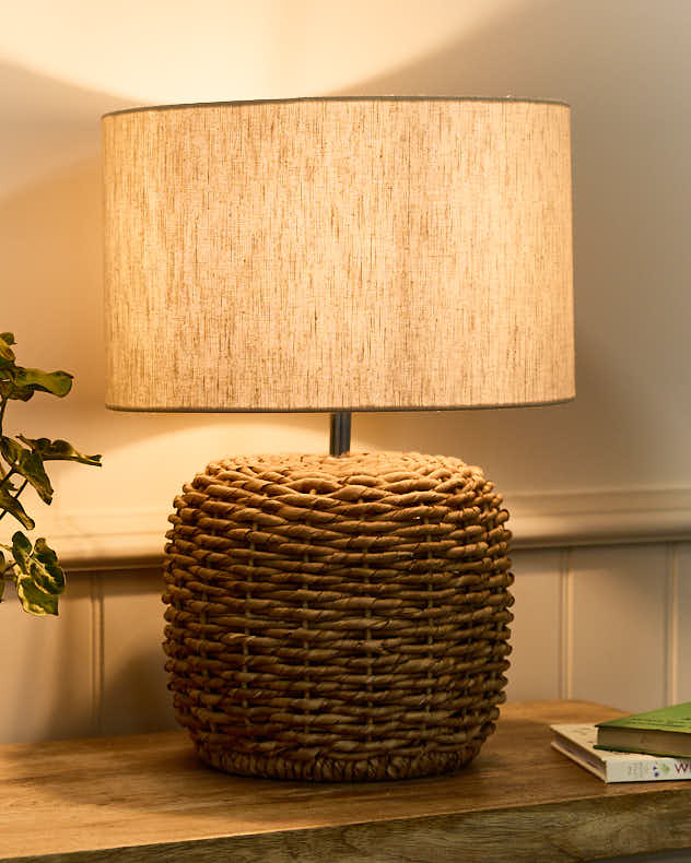 Woven Jute Table Lamp