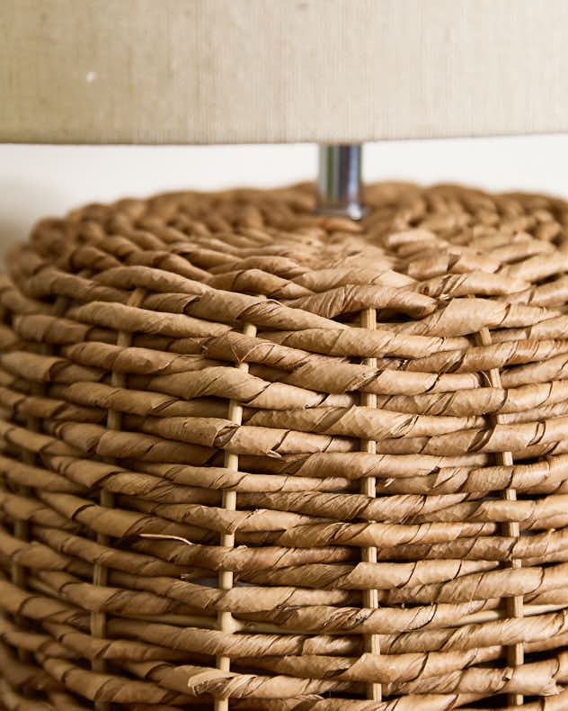 Woven Jute Table Lamp