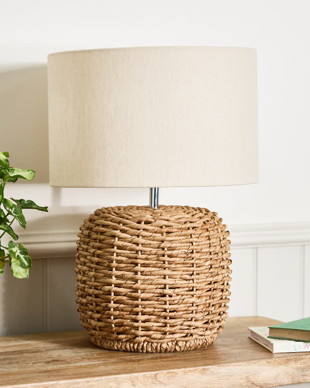 Woven Jute Table Lamp