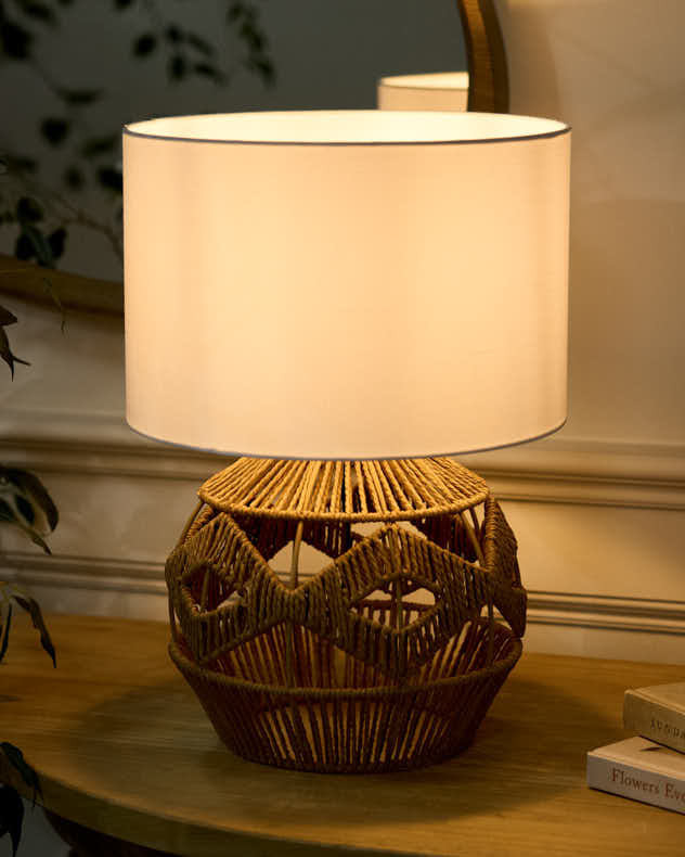 Geometric Woven Rope Lamp