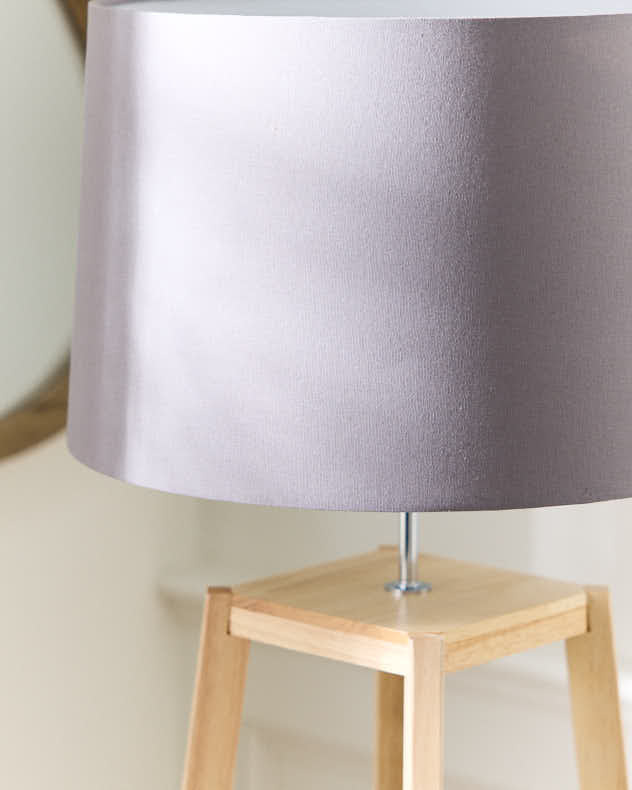 Wooden Plant Stand Lamp