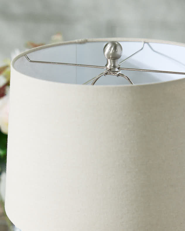 Glazed White Pot Lamp