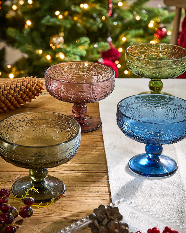 Fontaine Set of 4 Footed Bowls