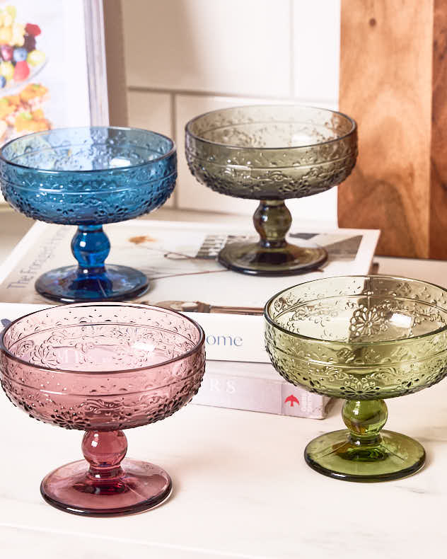 Fontaine Set mit 4 Fußschalen