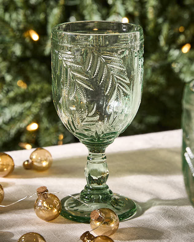Laurier Leaf Set of 2 Wine Goblets