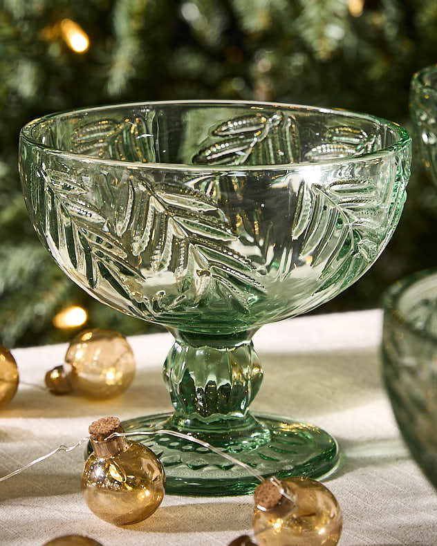 Laurier Leaf Set of 2 Footed Bowls