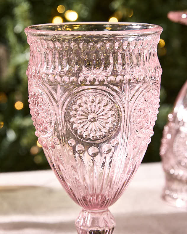 Armas Rose Wine Goblet