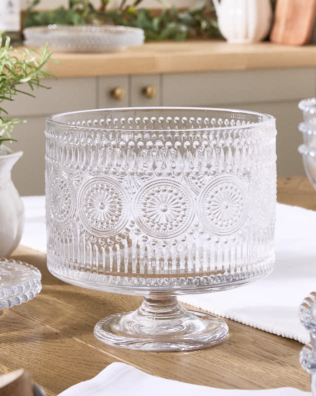 Palmas Embossed Footed Trifle Bowl