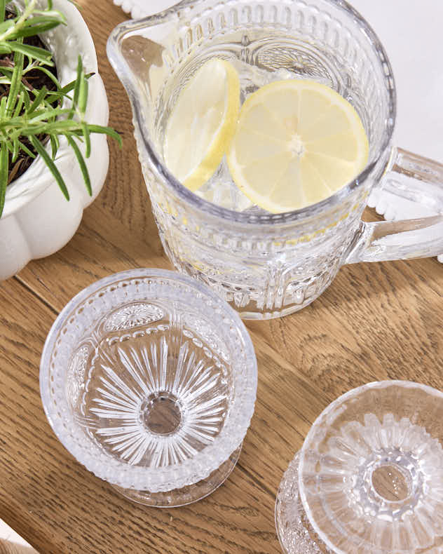 Wine Glasses Set of 4 - Palmas Embossed Glass Wine Goblets