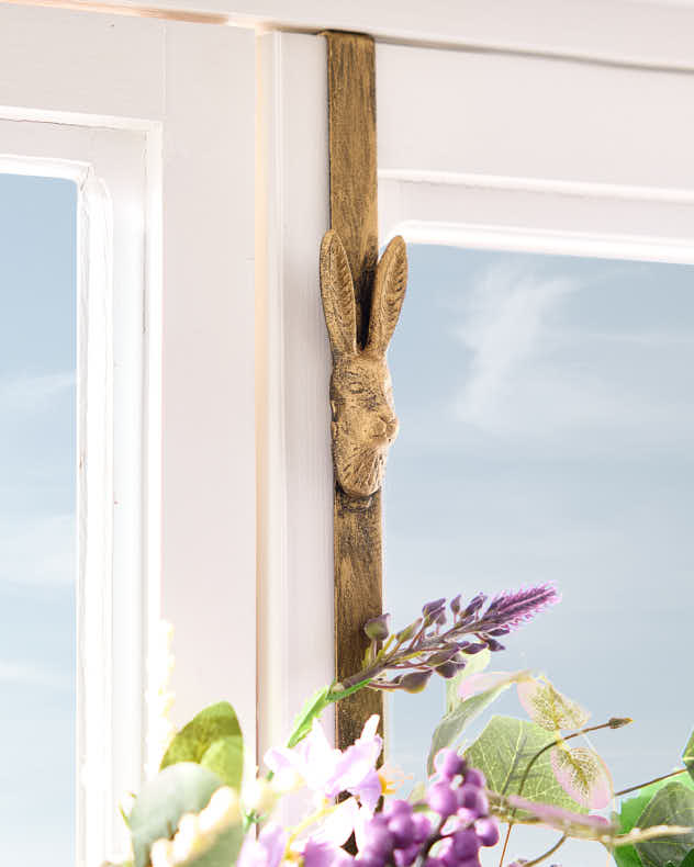 Iron Wreath Hangers - Hare Wreath Hanger