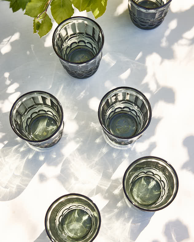 Ensemble de gobelets gris fumé