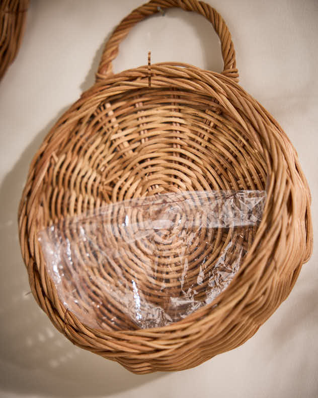 Set of 2 Round Wall Hanging Baskets