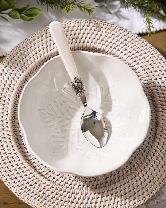 Set of 2 White Snowflake Bowls