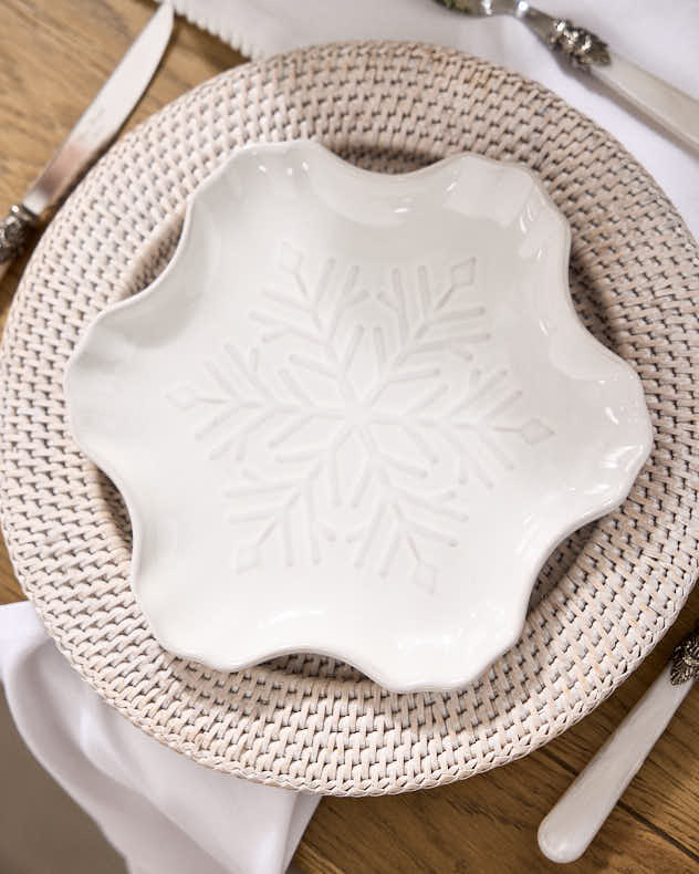 Set of 2 White Snowflake Dinner Plates