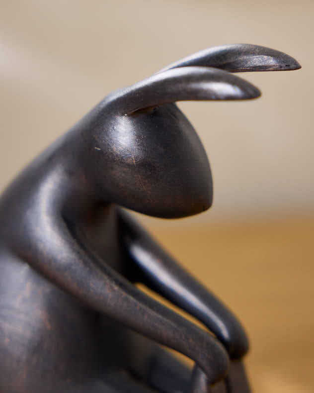 Décoration de Pâques printanière en forme de lapin de yoga