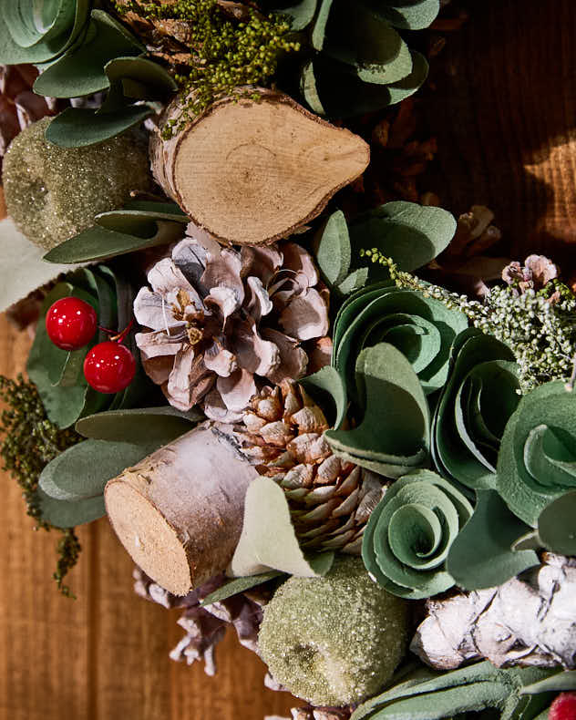 Winter Forest Treasures Wreath 38cm