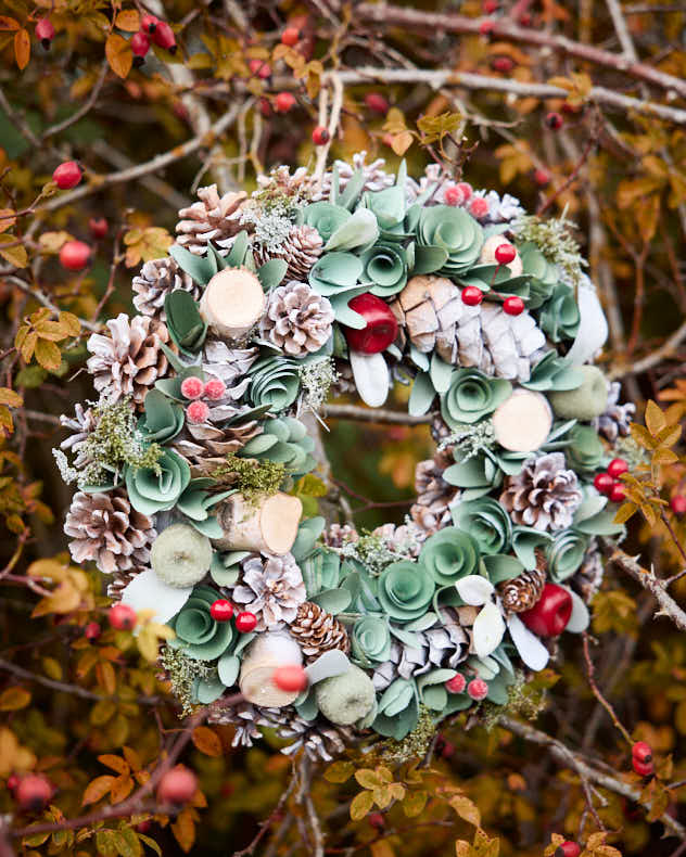 Winter Forest Treasures Wreath 38cm