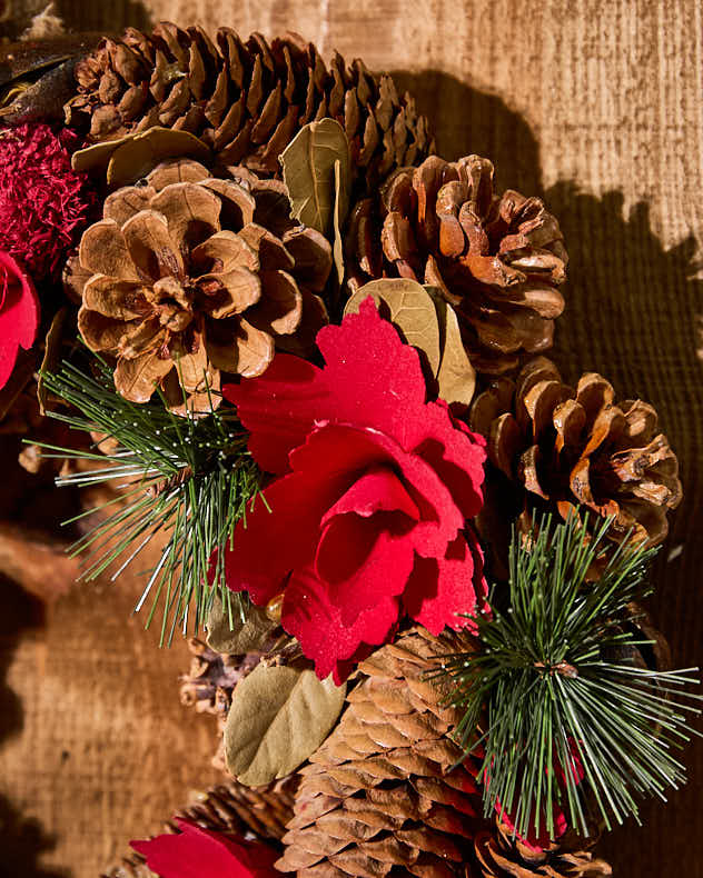 Woodland Rose Wreath 32cm