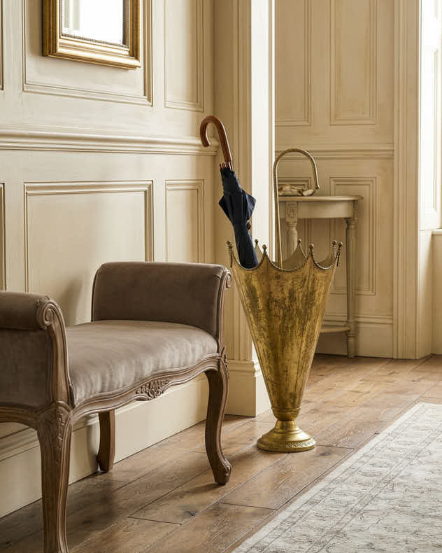 Regal Gold Umbrella Stand
