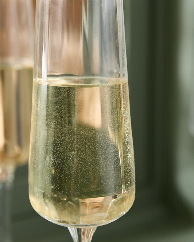 Set of 4 Ribbed Vintage Champagne flutes