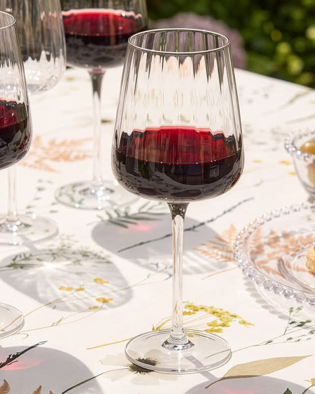 Set of 4 Ribbed Vintage Red Wine Glasses