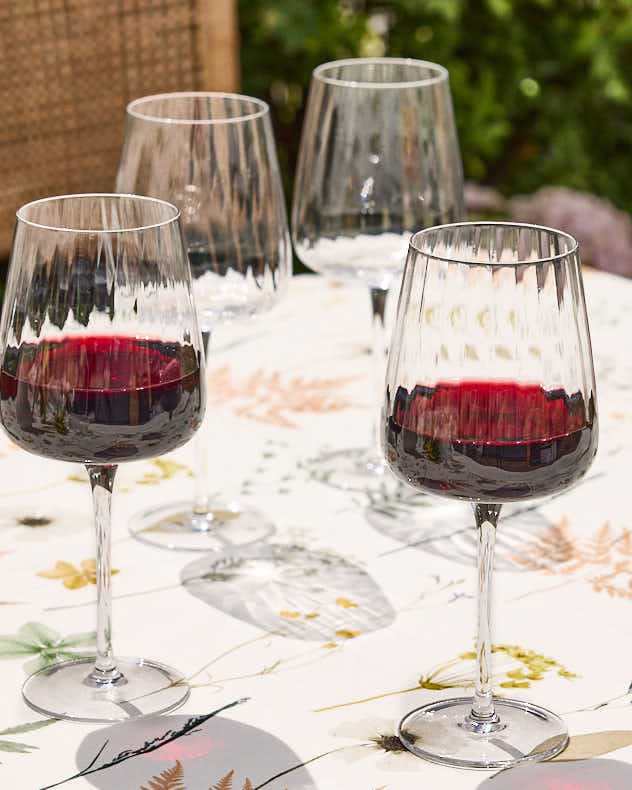 Set of 4 Ribbed Vintage Red Wine Glasses