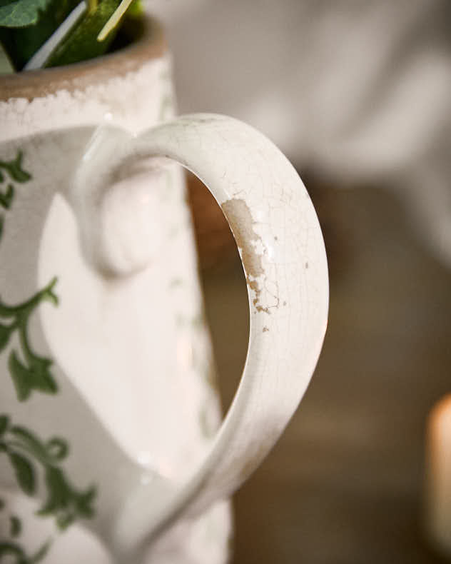 Irina Green Botanischer Krug