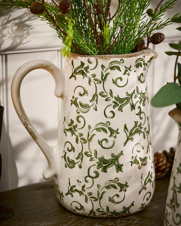 Irina Green Botanischer Krug