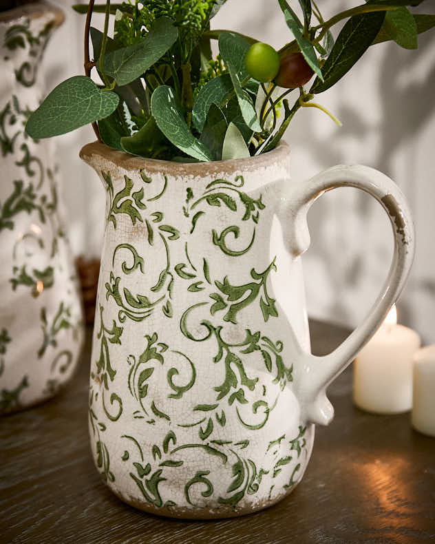 Irina Green Botanischer Krug