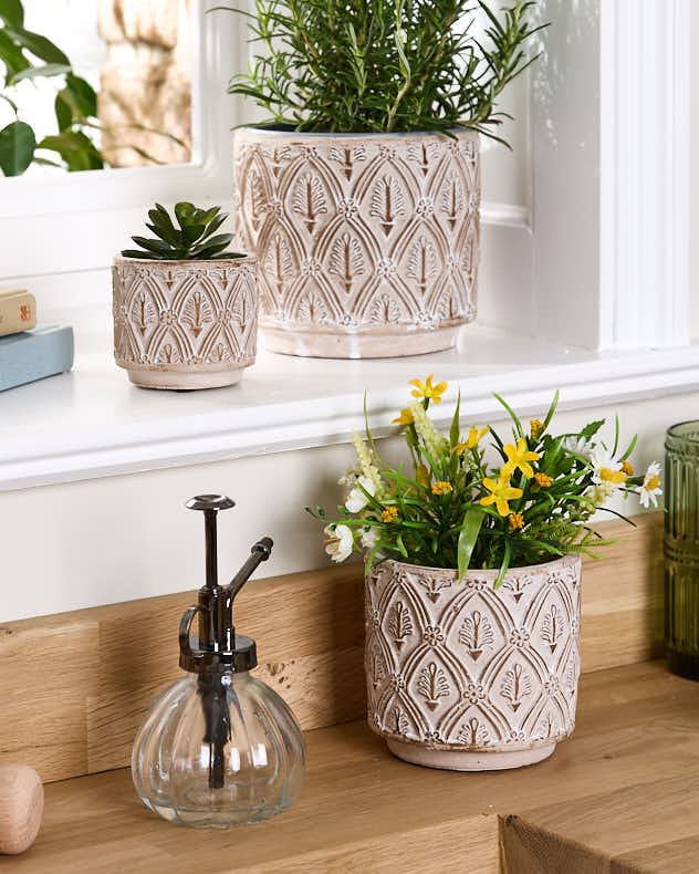 Lot de 3 pots de fleurs texturés beiges