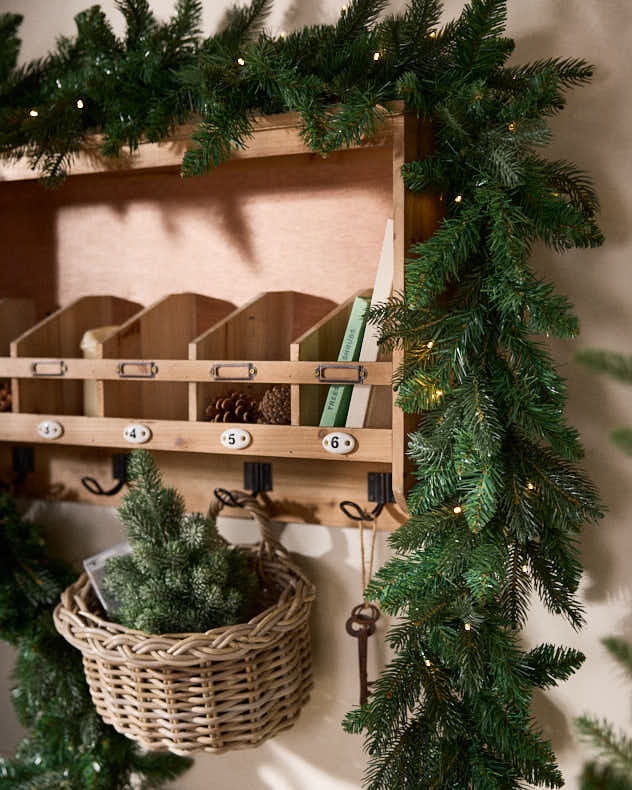 Melrose Pre-Lit Garland - 6ft
