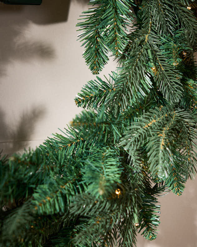 Melrose Pre-Lit Wreath - 60cm