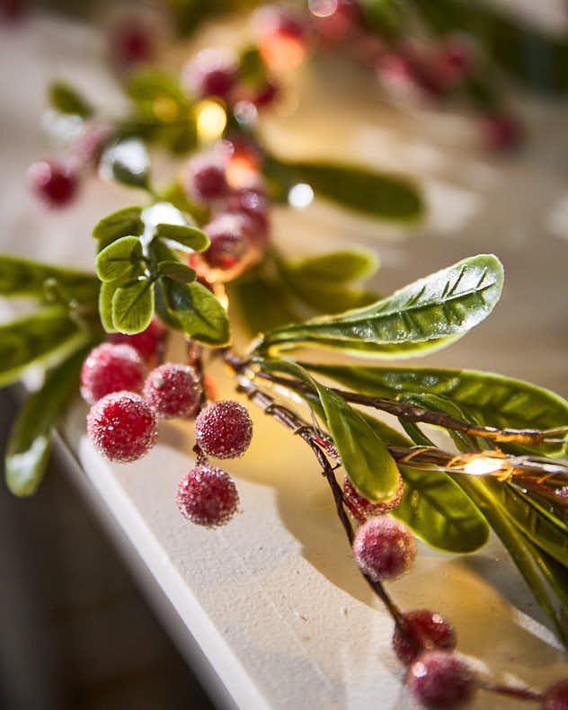 Hambledon Berry Garland 160cm