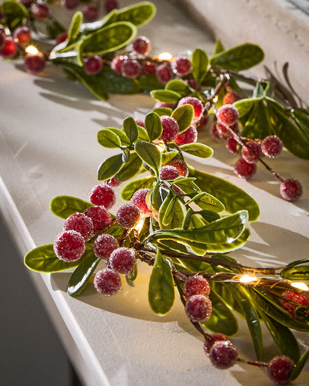 Hambledon Berry Garland 160cm